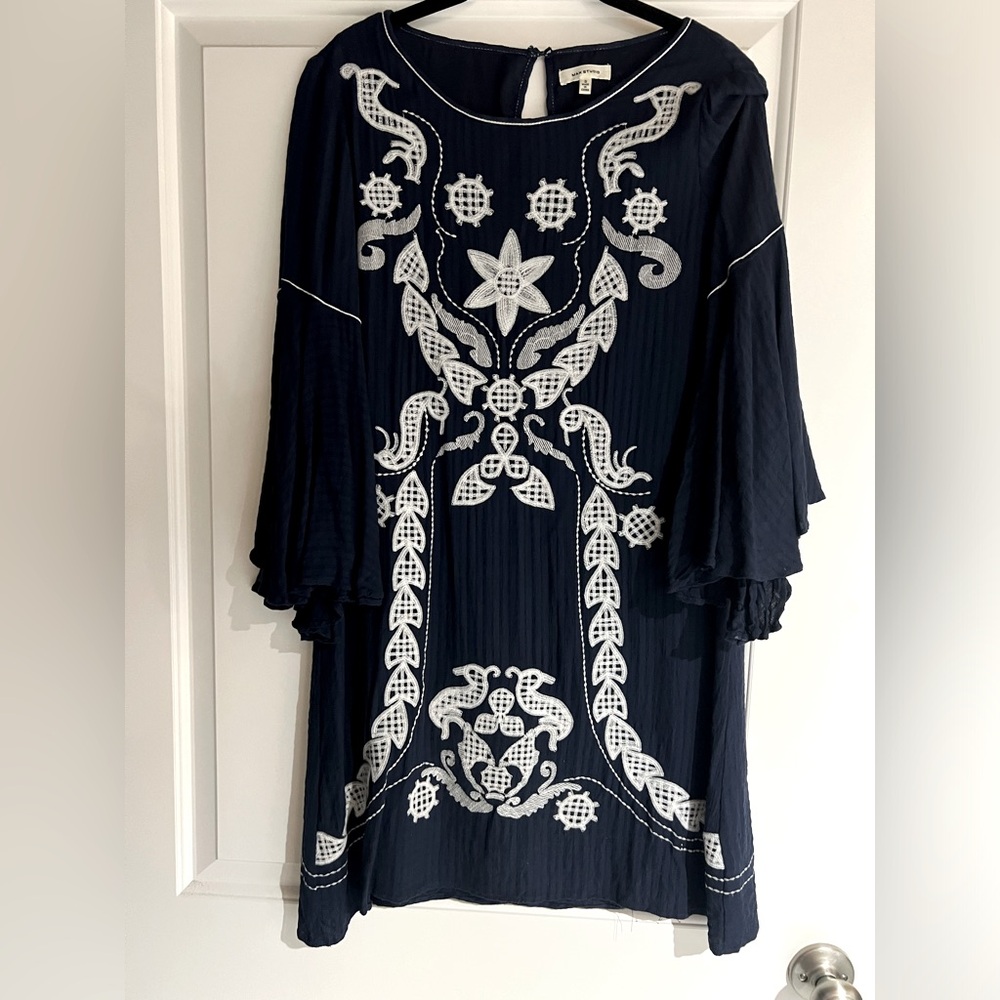 Max Studio Flowy Navy Dress